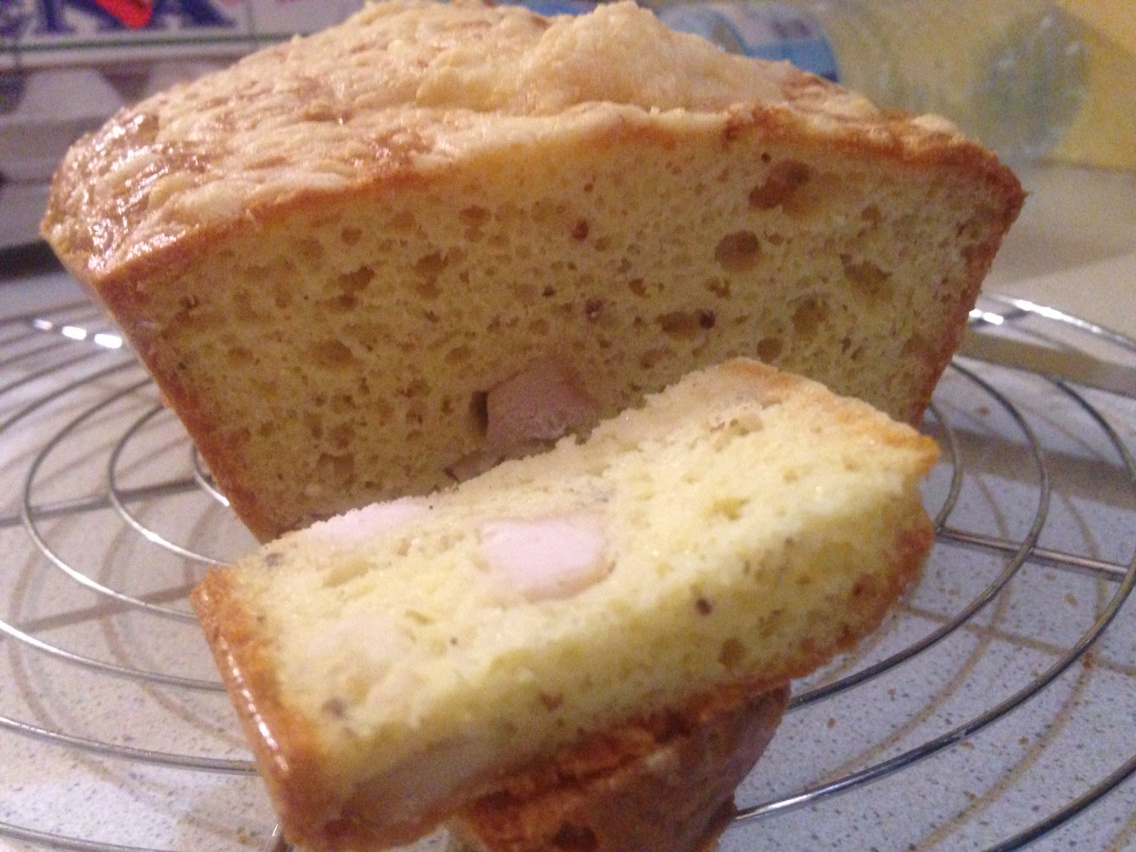 Cake chicken and mustard